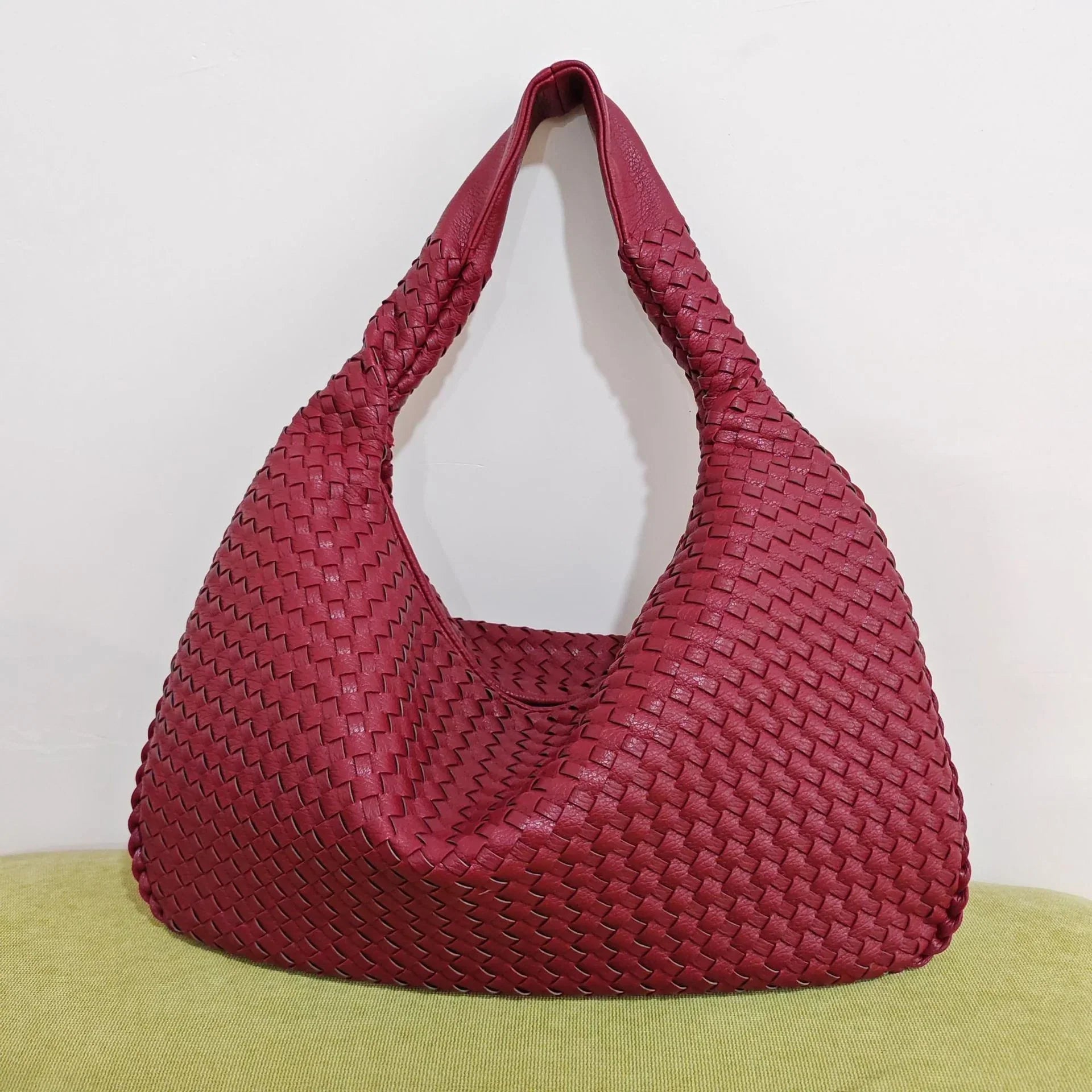 BohoCarry – Trendy Geweven Hobo Tas voor Dames