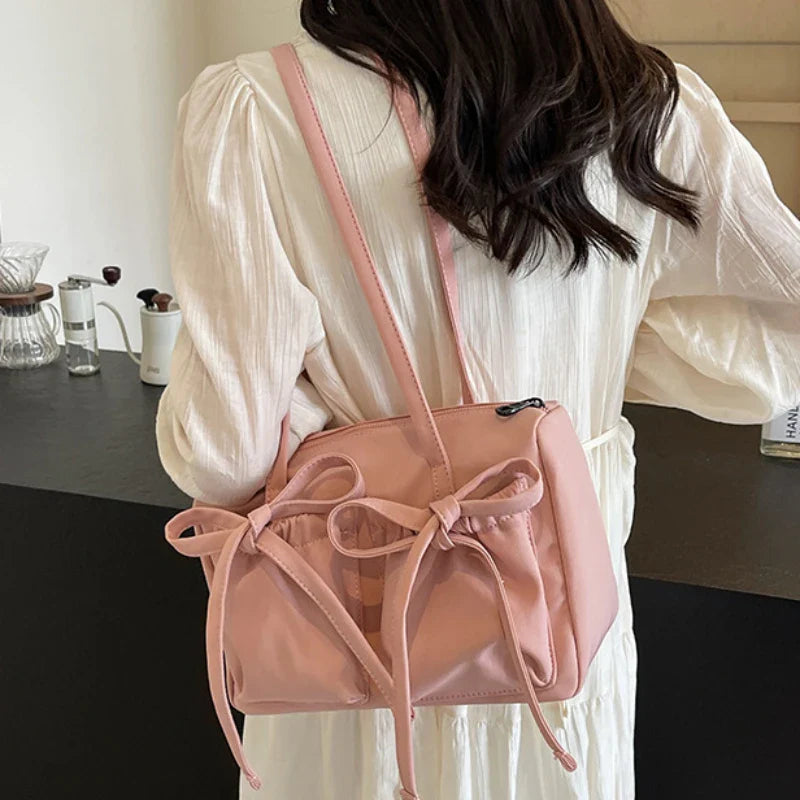 Fina Moda Strik Nylon Schoudertas
