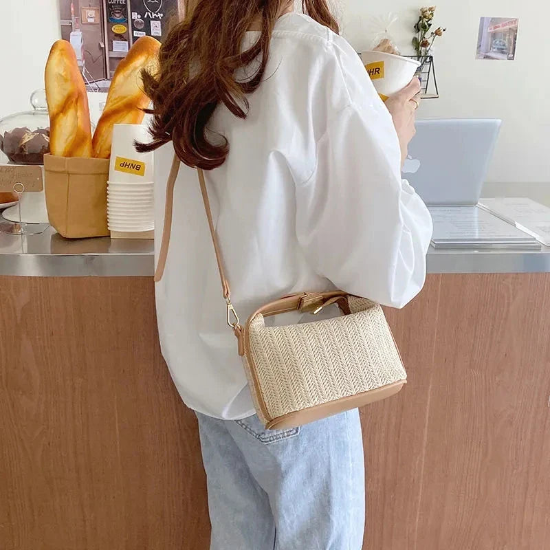 Charme van CocoStijl: Stro Crossbody Bag