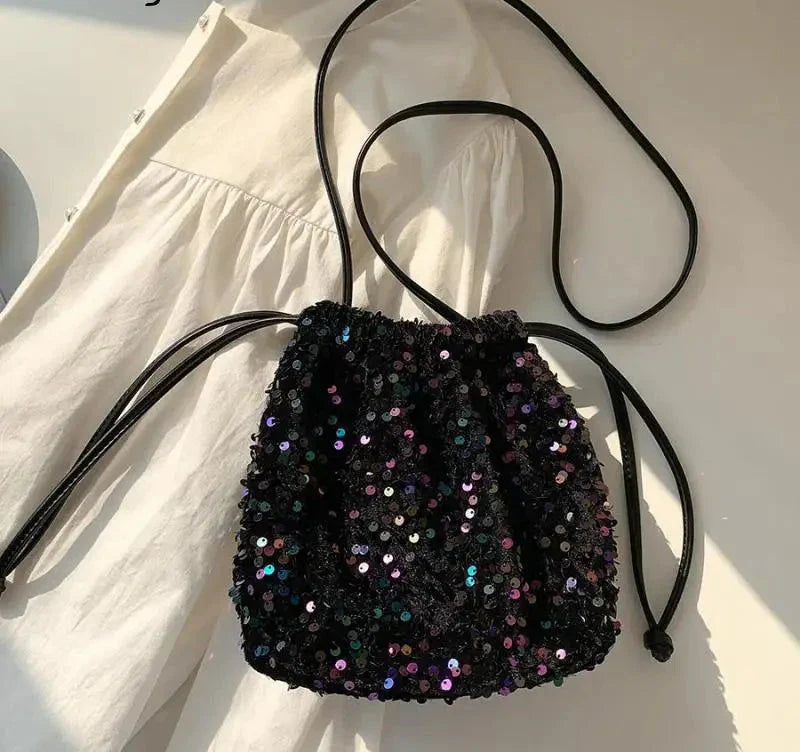 GlamourGlitz Sequins Bucket Crossbody Tas